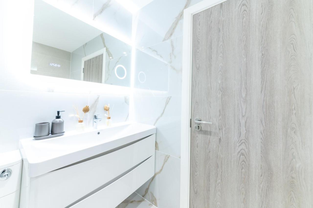 Luxury 2 Bedrooms - 2 Bathrooms - F5 London Eksteriør billede