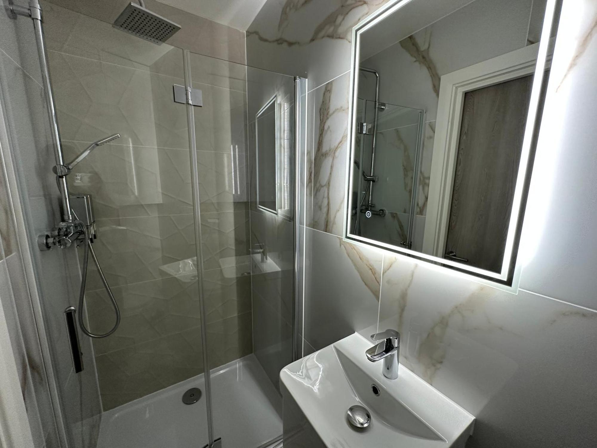 Luxury 2 Bedrooms - 2 Bathrooms - F5 London Eksteriør billede